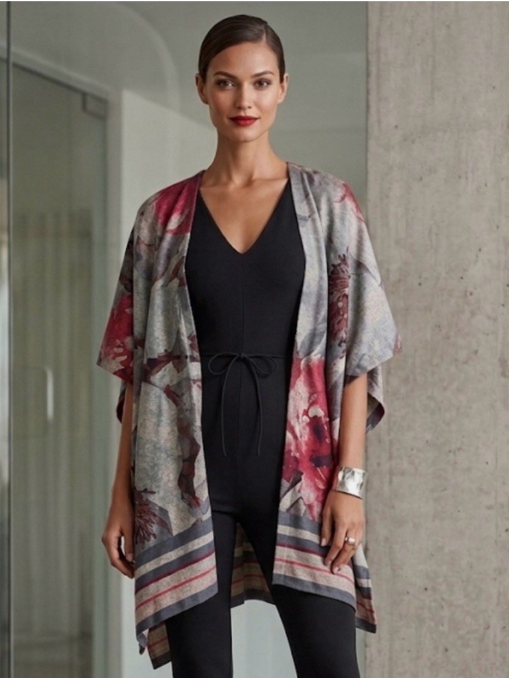 Chico's Cardigan Kimono Gray S/M Floral Watecolor Pattern Shawl Boho